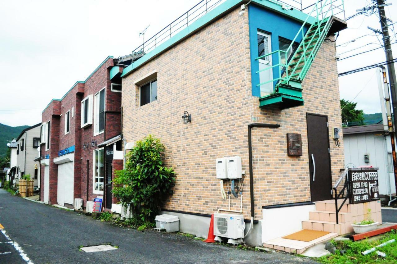West In Hotel Yufu Exterior photo